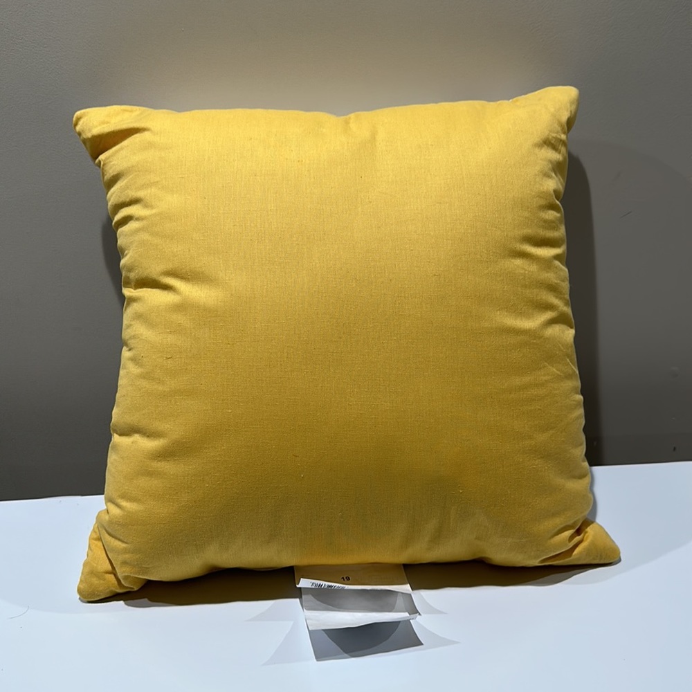 COPY - 🌸NEW 🐣 Easter  THRESHOLD Decorative Pillow 18in x 18in. - Picture 10 of 15